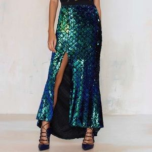 COPY - Rise of Dawn/ Nasty Gal sequin maxi skirt